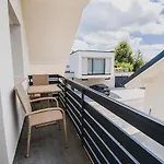 Mojcin Pisker House *