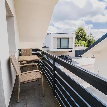 Mojcin Pisker House *