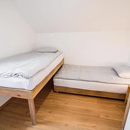 Mojcin Pisker House * Kranj