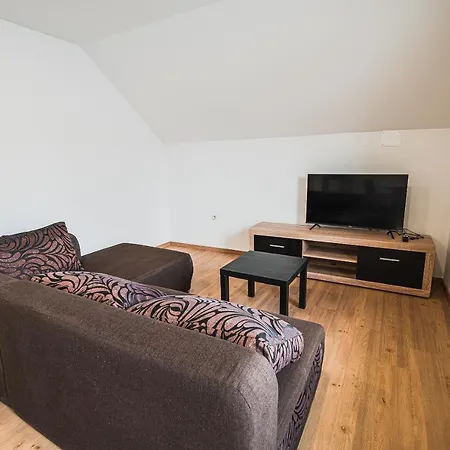 Mojcin Pisker House Ferienhaus