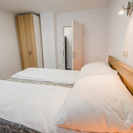 Mojcin Pisker House * Kranj